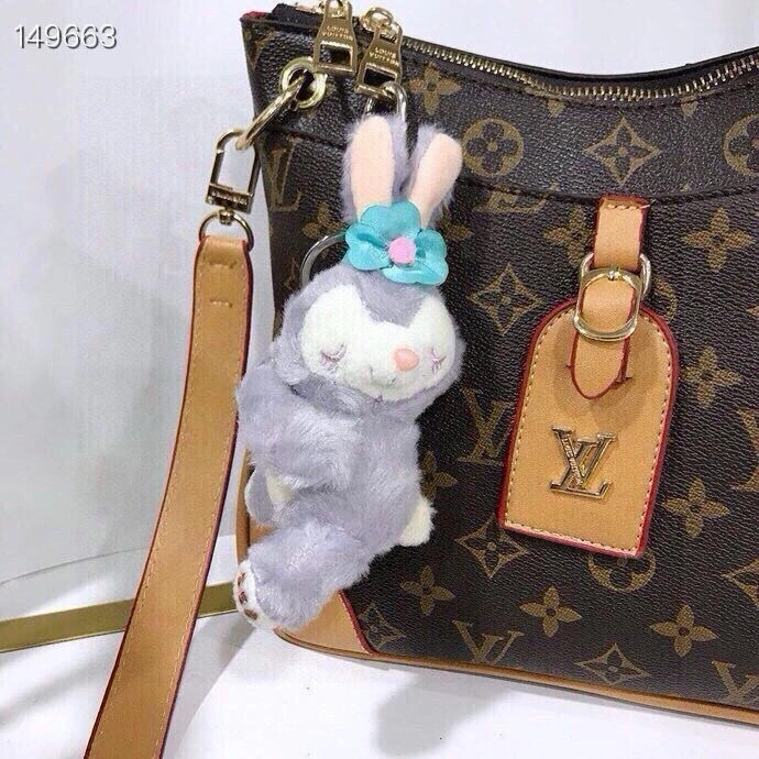 Comfortable Louis Vuitton Ornaments 269601