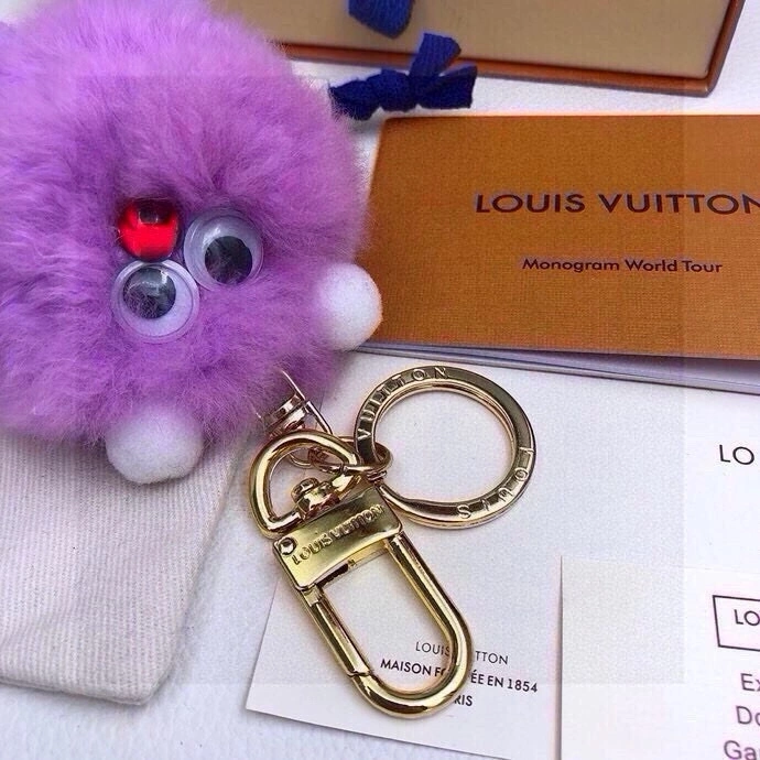 Louis Vuitton Ornaments Unisex 269600
