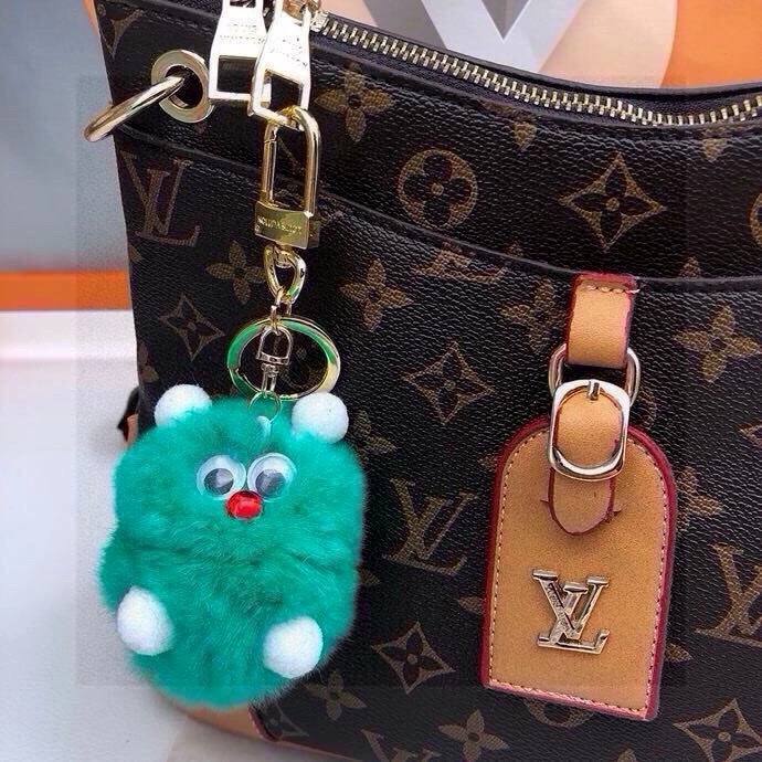 Timeless Louis Vuitton Ornaments 269596