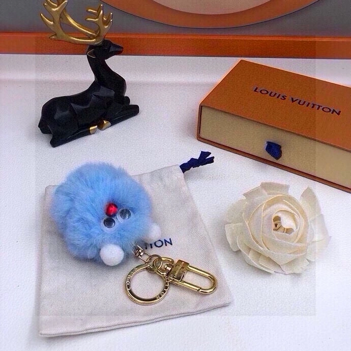 Louis Vuitton Ornaments Lightweight 269588