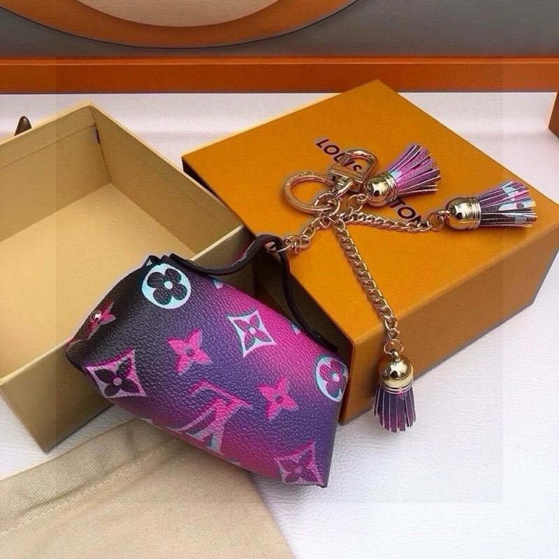 Snug Louis Vuitton Ornaments 269592