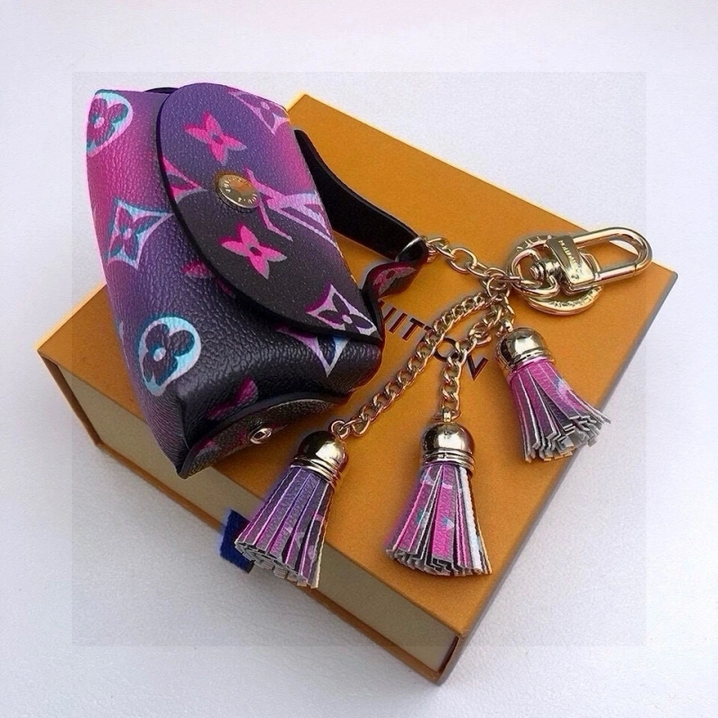Snug Louis Vuitton Ornaments 269592