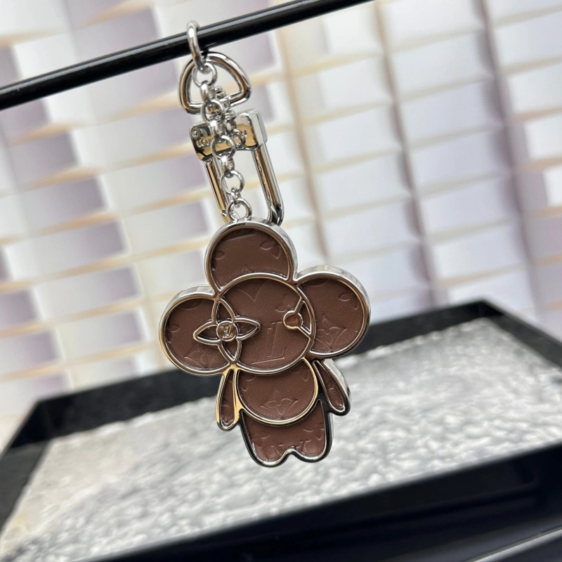 Louis Vuitton Ornaments Fashionable 269573