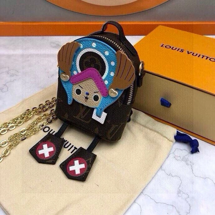 UrbanChic Louis Vuitton Ornaments 269154