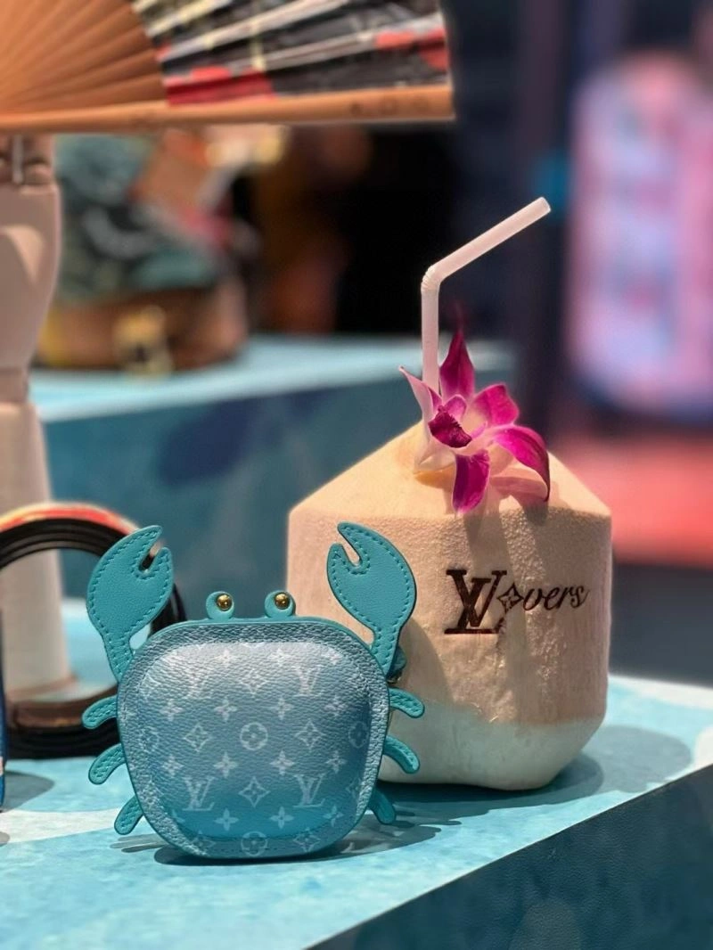 Premium Louis Vuitton Ornaments 269162