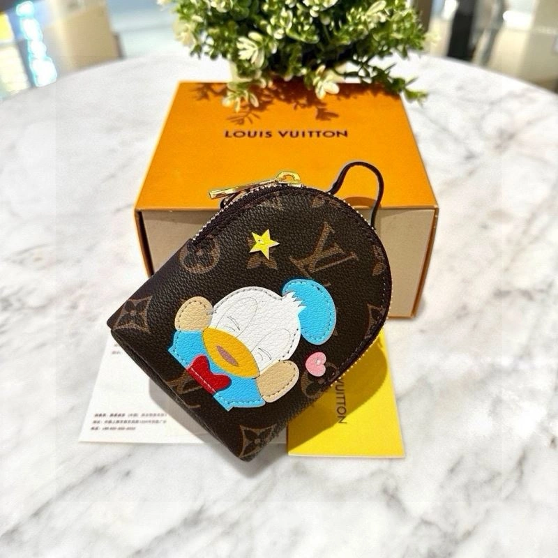 Neat Louis Vuitton Ornaments 269178