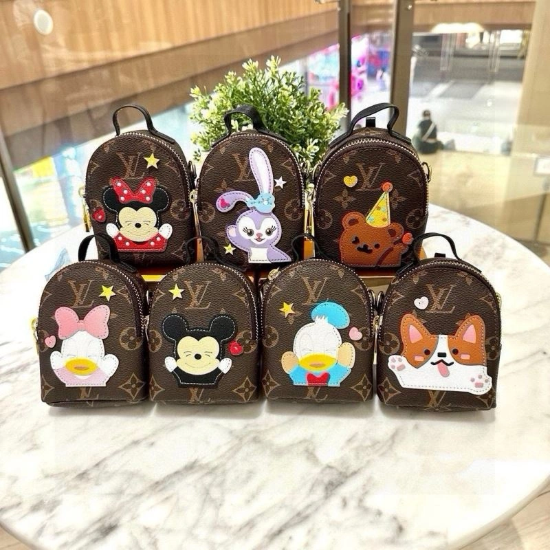 Breathable Louis Vuitton Ornaments 269175