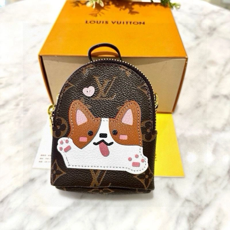 Breathable Louis Vuitton Ornaments 269175