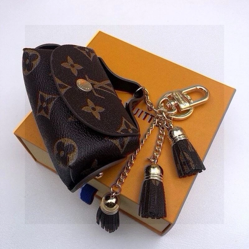 Louis Vuitton Ornaments Refined 269145