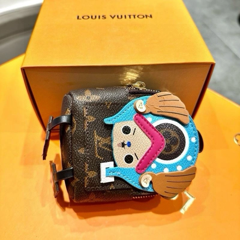 Durable Louis Vuitton Ornaments 269139