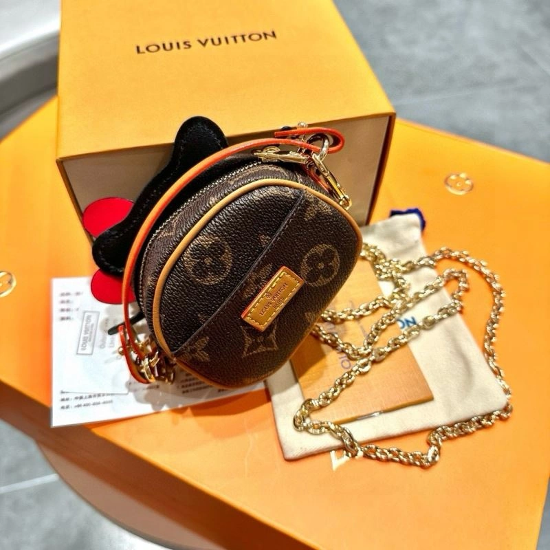 Louis Vuitton Ornaments Fashionable 269134