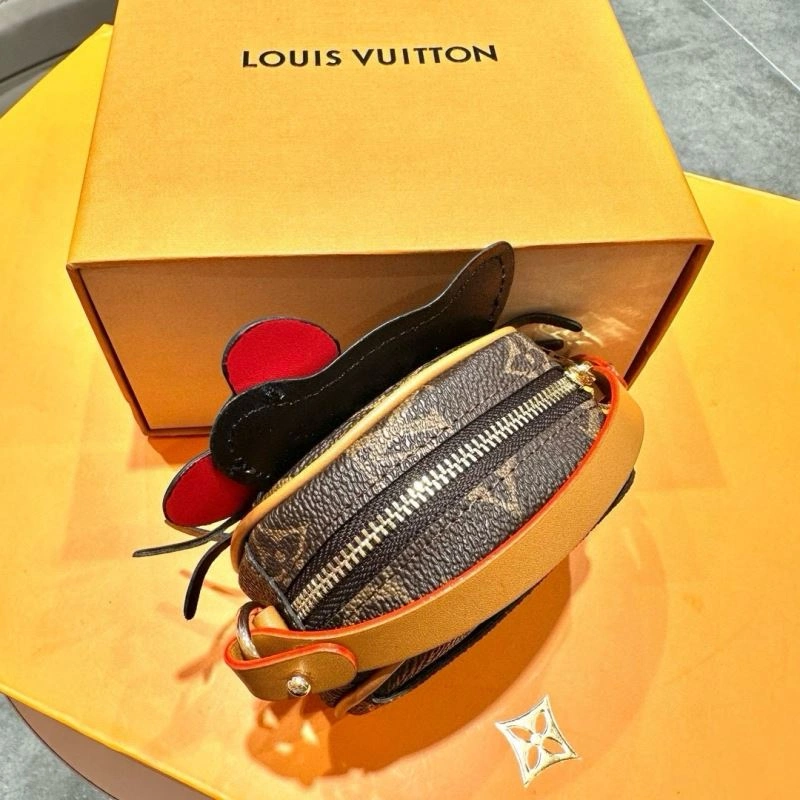Louis Vuitton Ornaments Fashionable 269134