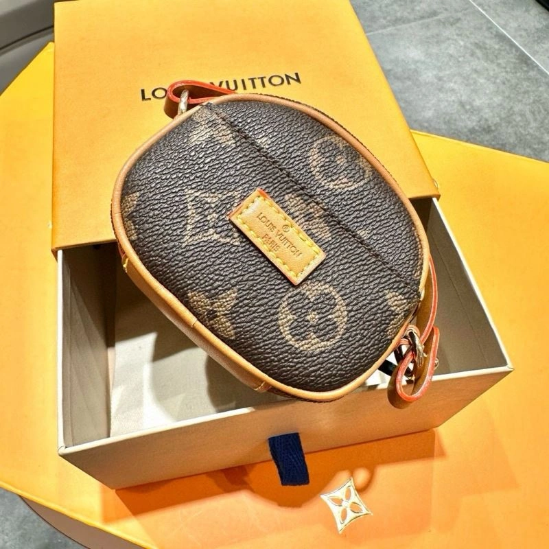 Louis Vuitton Ornaments Fashionable 269134