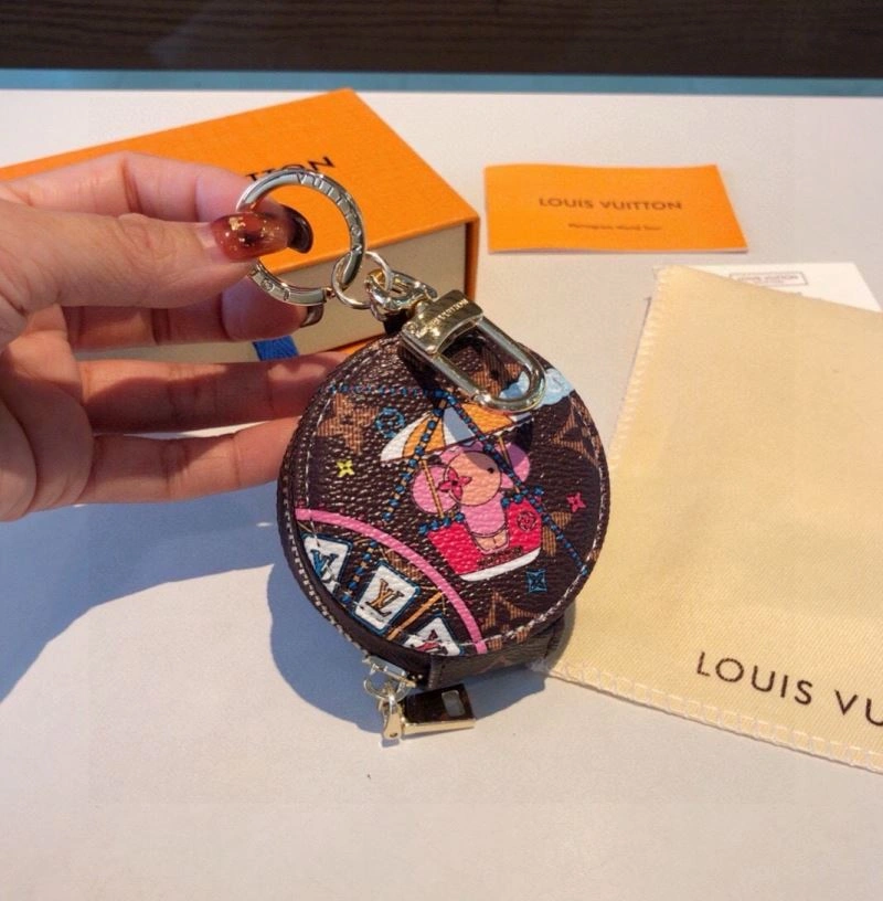 WellDesigned Louis Vuitton Ornaments 269120