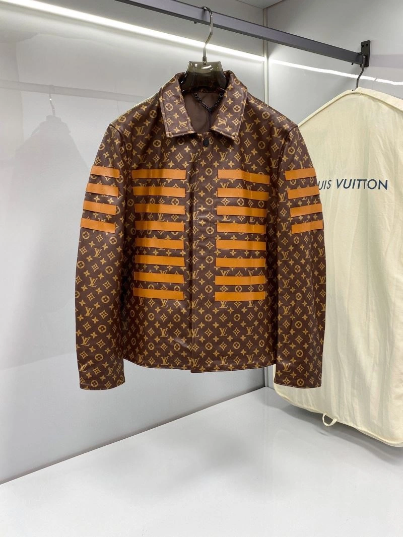 Louis Vuitton Outwear TravelReady 138838