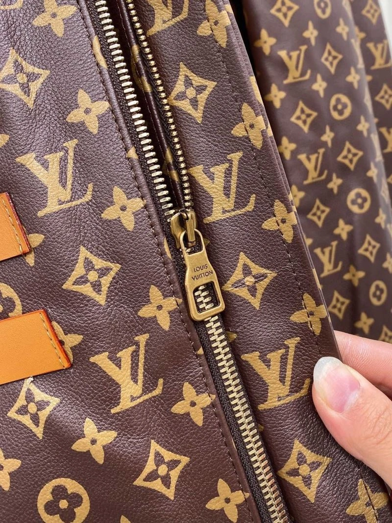 Louis Vuitton Outwear TravelReady 138838