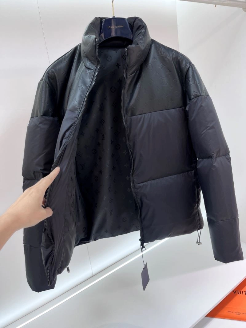 Louis Vuitton Outwear OnTrend 138821