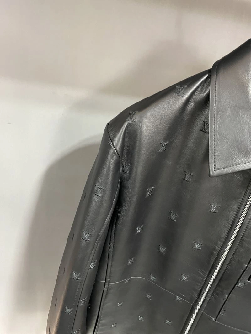 Louis Vuitton Outwear Durable 138837