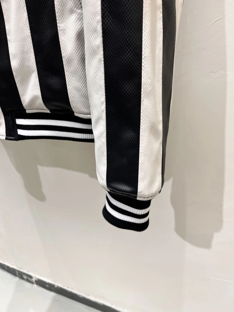 Louis Vuitton Outwear Neat 138820