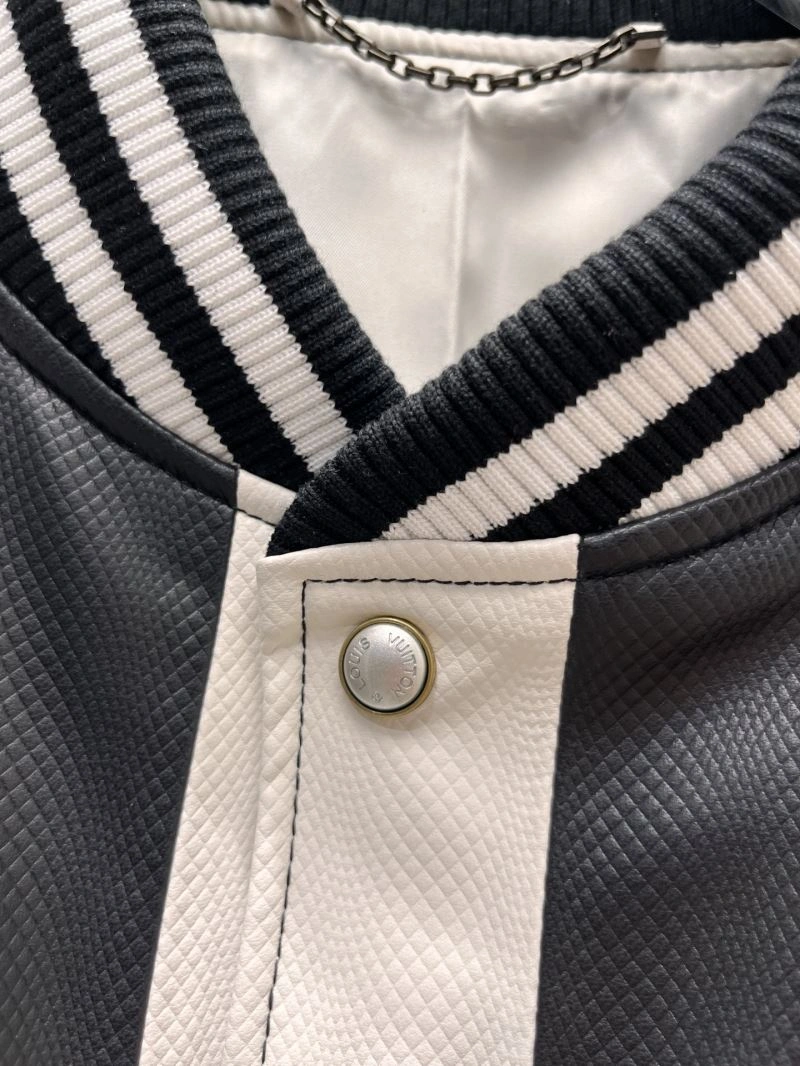 Louis Vuitton Outwear Neat 138820