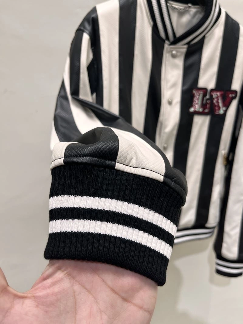 Louis Vuitton Outwear Neat 138820