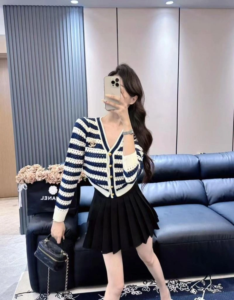 Packable Louis Vuitton Outwear 138818