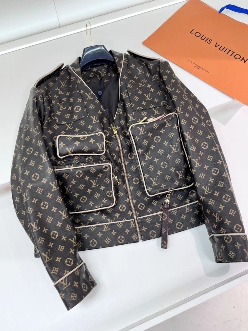 UrbanStyle Louis Vuitton Outwear 138815
