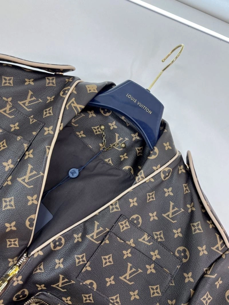 UrbanStyle Louis Vuitton Outwear 138815
