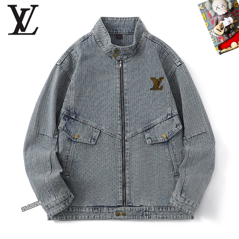 Compact Louis Vuitton Outwear 139211