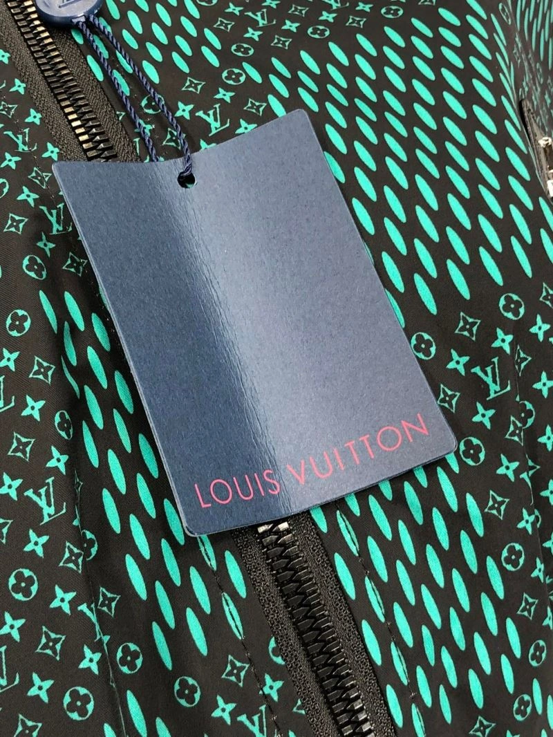 WrinkleFree Louis Vuitton Outwear 132098