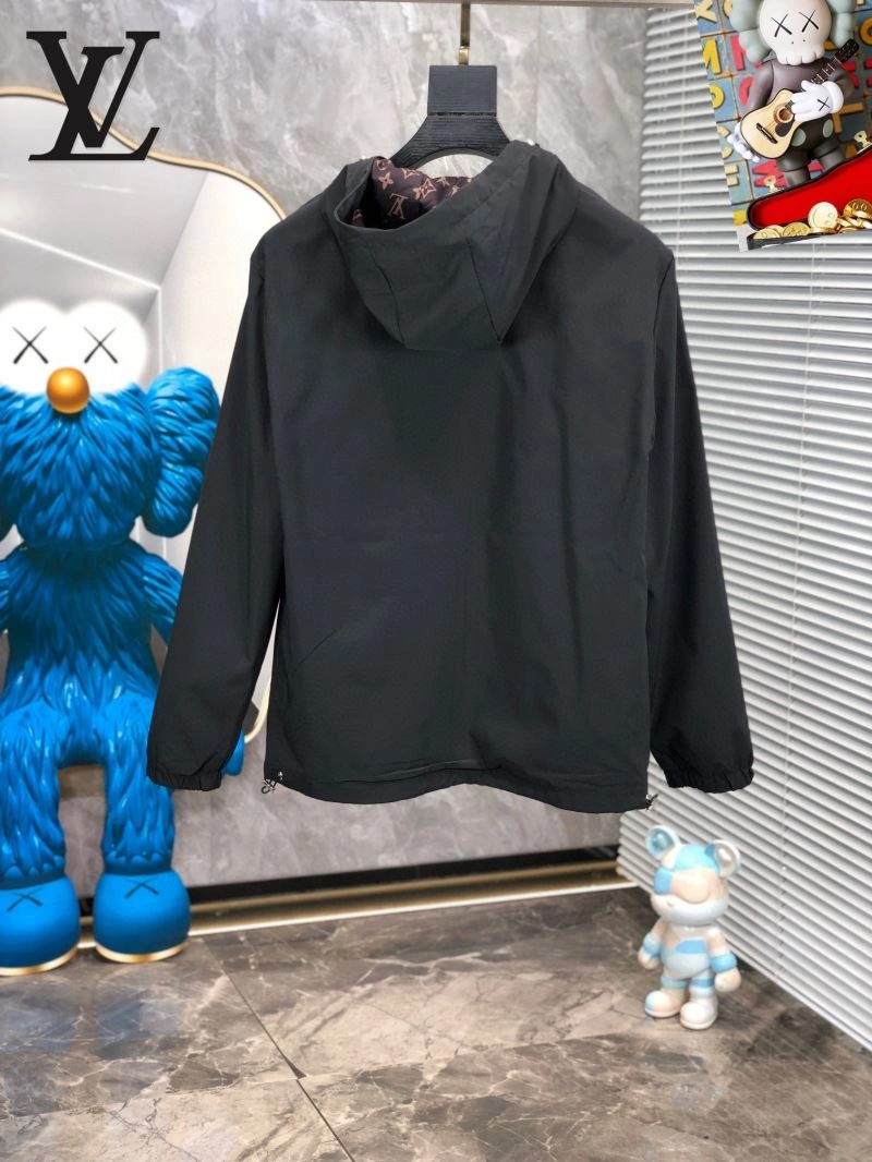 Casual Louis Vuitton Outwear 132097