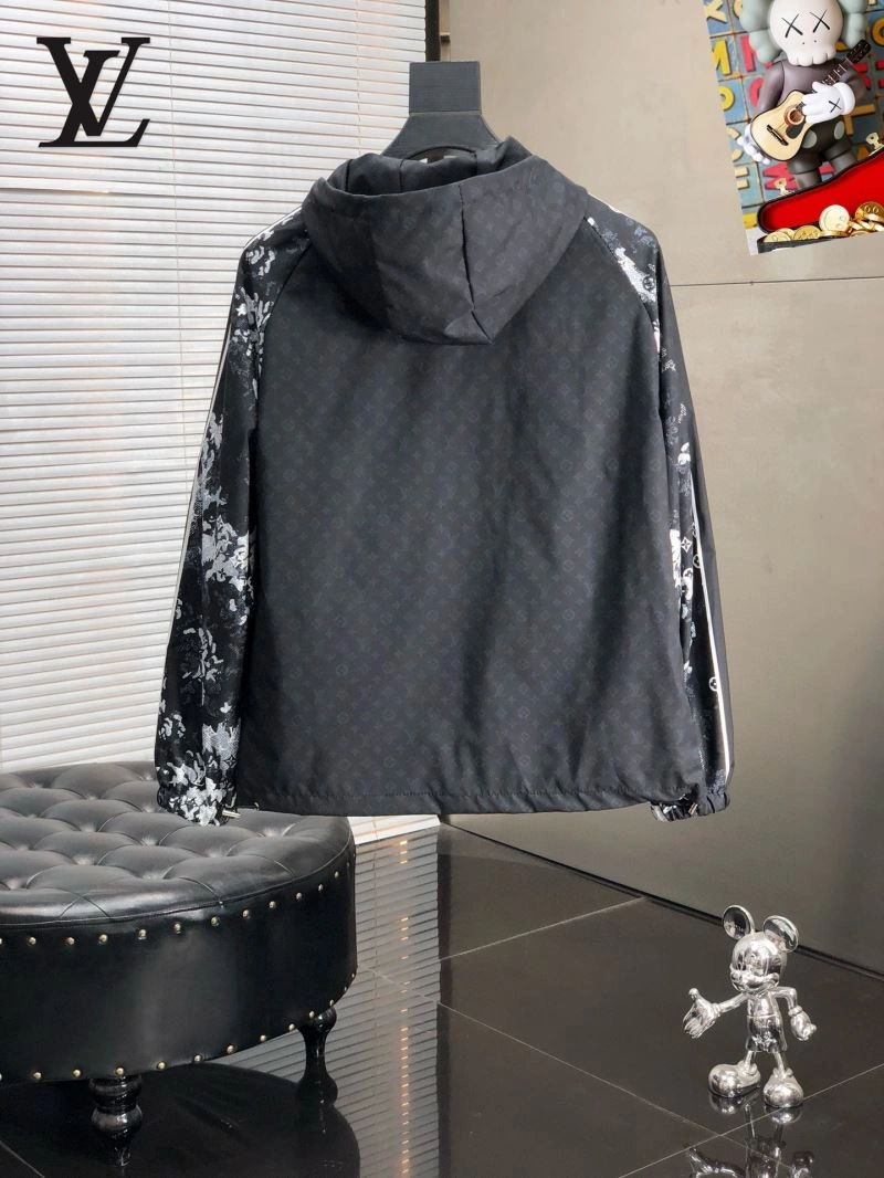 WrinkleFree Louis Vuitton Outwear 132089