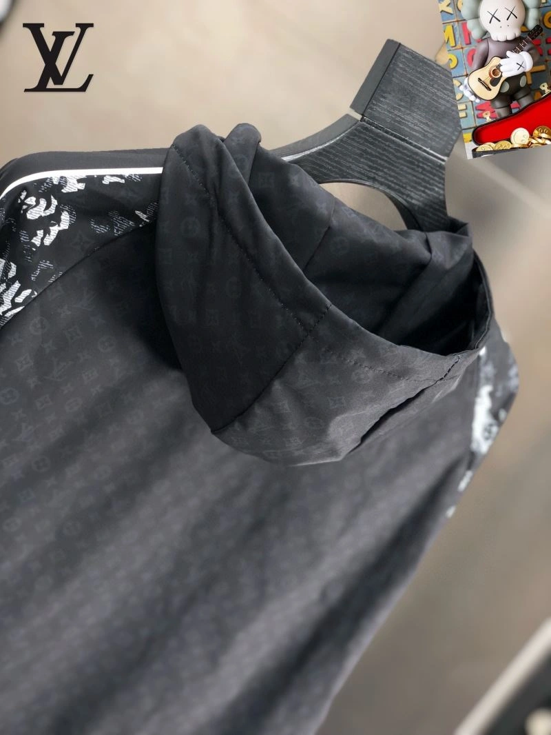 WrinkleFree Louis Vuitton Outwear 132089