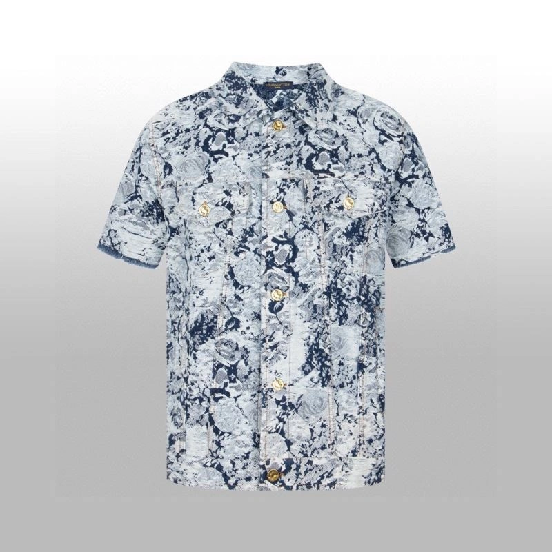 Effortless Louis Vuitton Outwear 138668