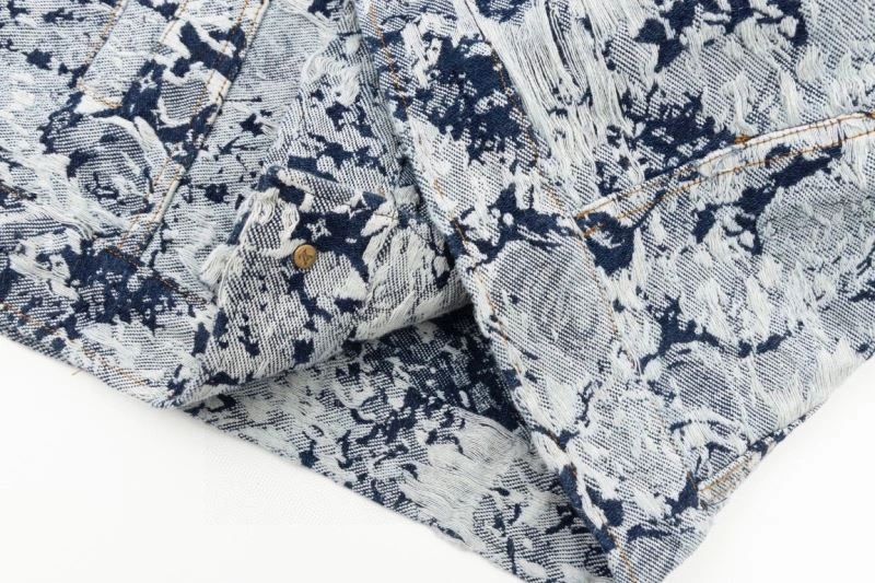 Effortless Louis Vuitton Outwear 138668