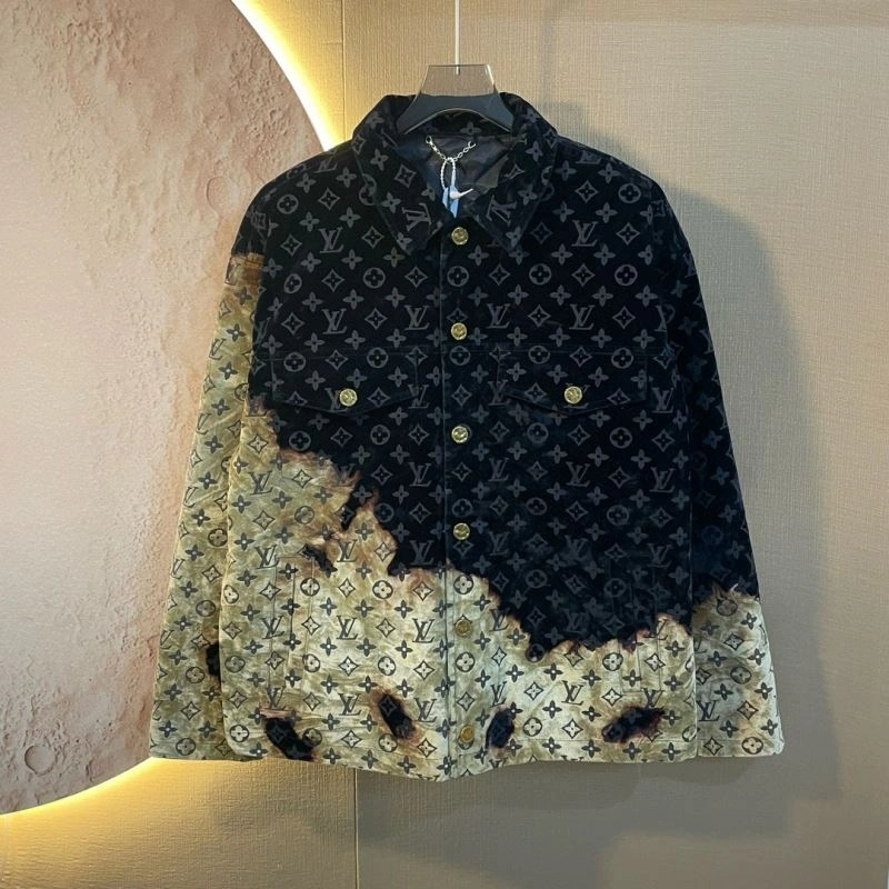 Tailored Louis Vuitton Outwear 138672