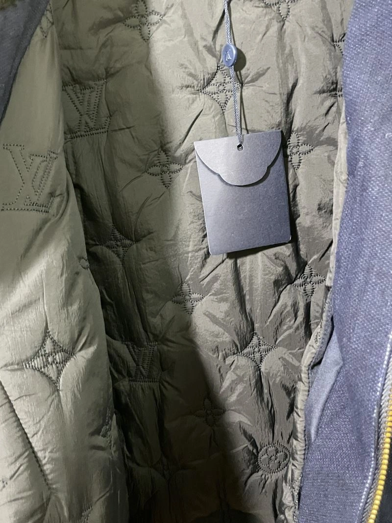 Practical Louis Vuitton Outwear 138664