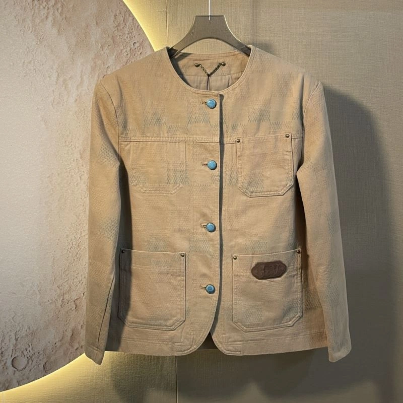 Fashionable Louis Vuitton Outwear 138666