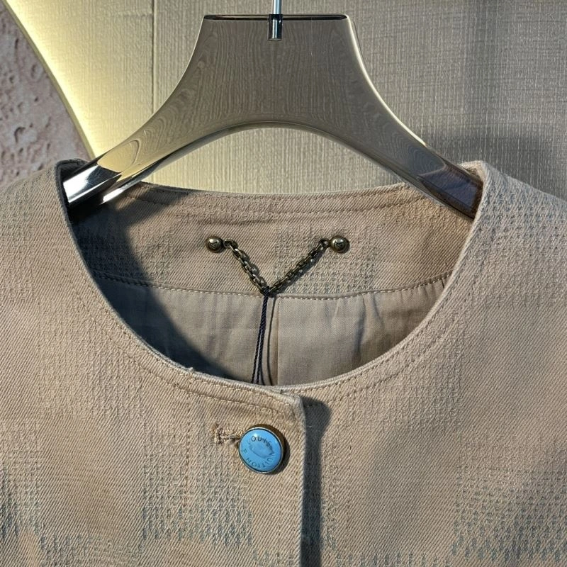 Fashionable Louis Vuitton Outwear 138666