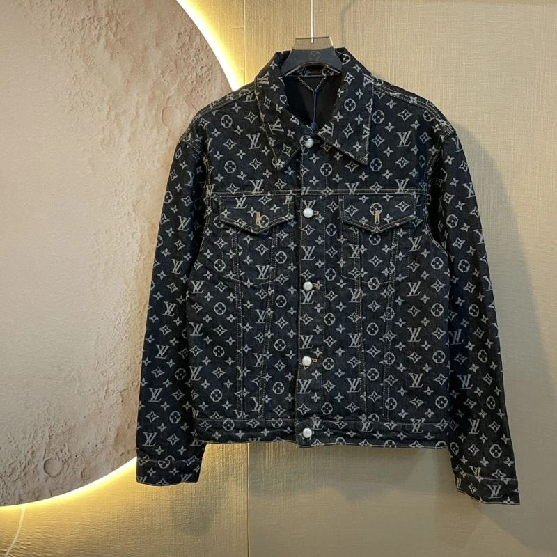 Louis Vuitton Outwear Cozy 138654
