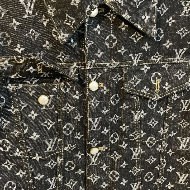 Louis Vuitton Outwear Cozy 138654