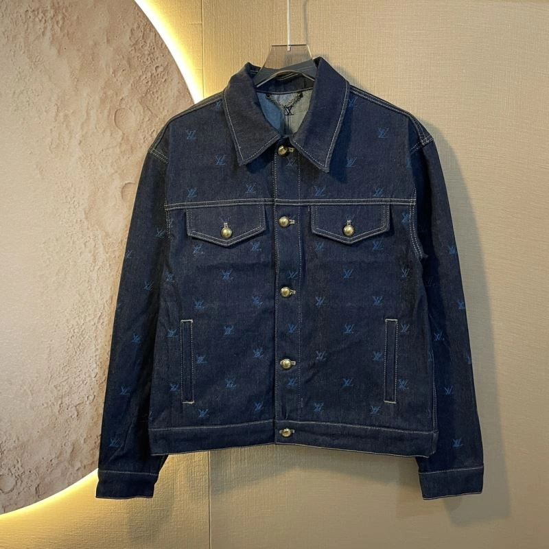FlexibleFit Louis Vuitton Outwear 138647