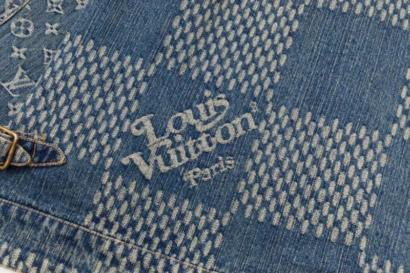 Louis Vuitton Outwear Elegant 138642