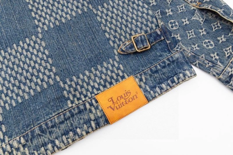 Louis Vuitton Outwear Elegant 138642