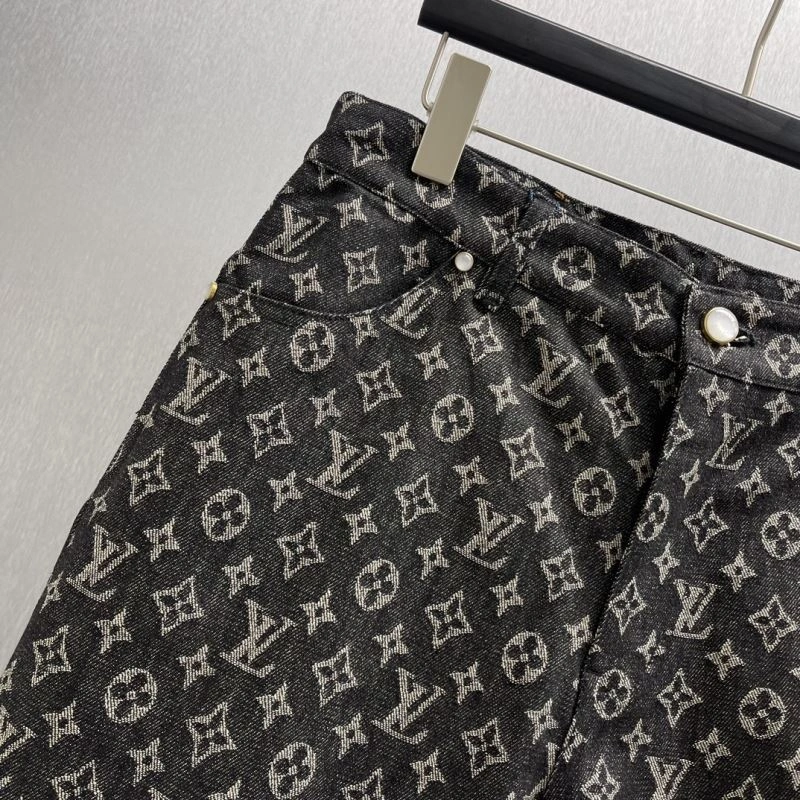 Modern Louis Vuitton Outwear 138645
