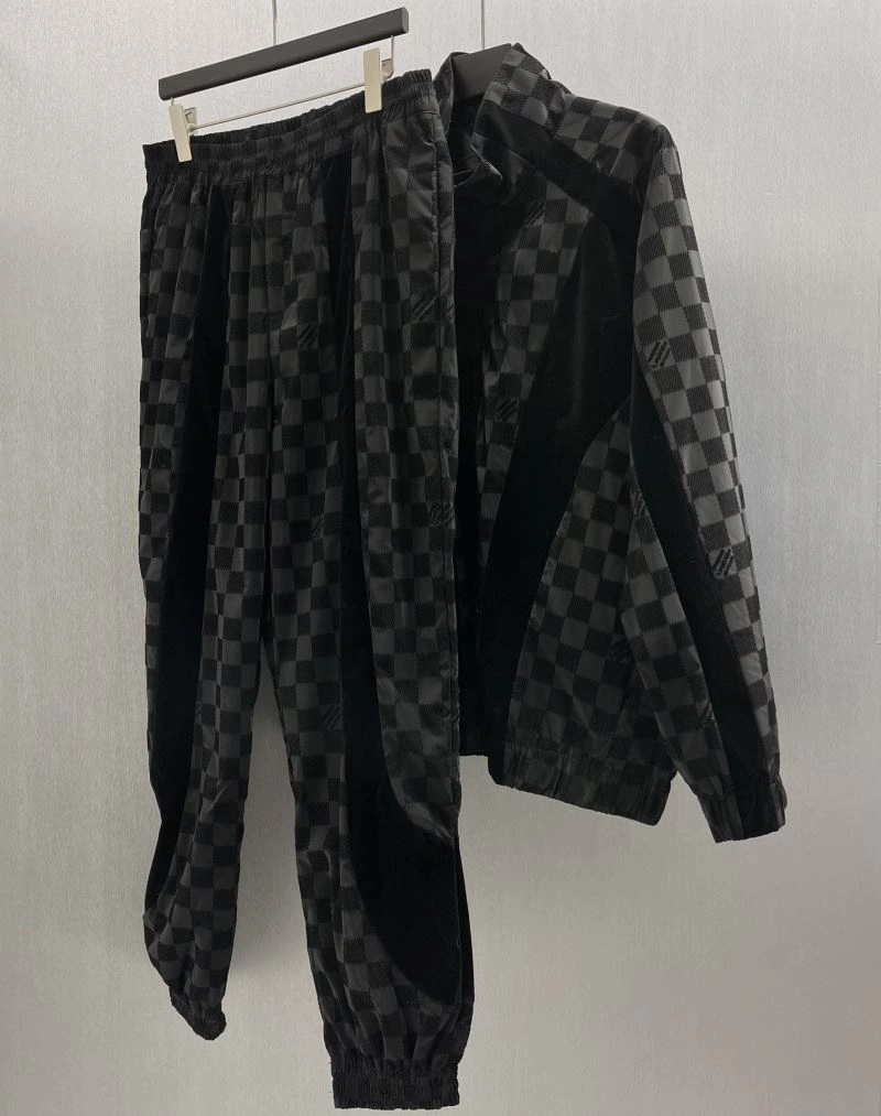 WeatherProof Louis Vuitton Outwear 138641