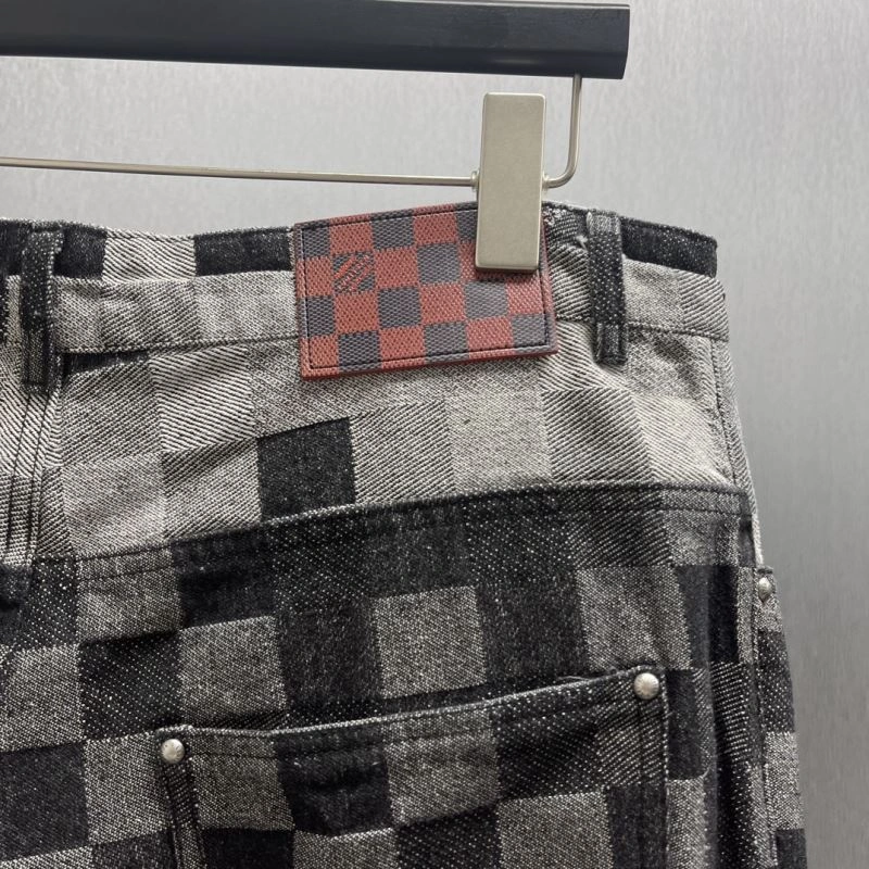 Louis Vuitton Outwear Sleek 138637