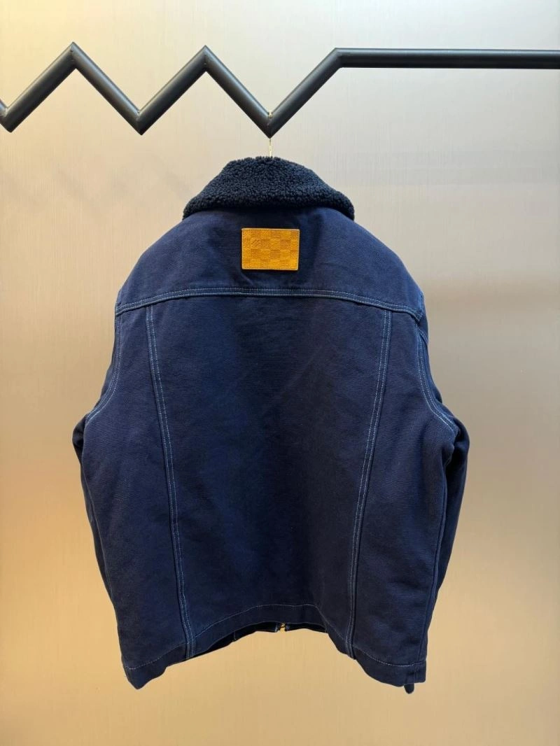 Soft Louis Vuitton Outwear 138625