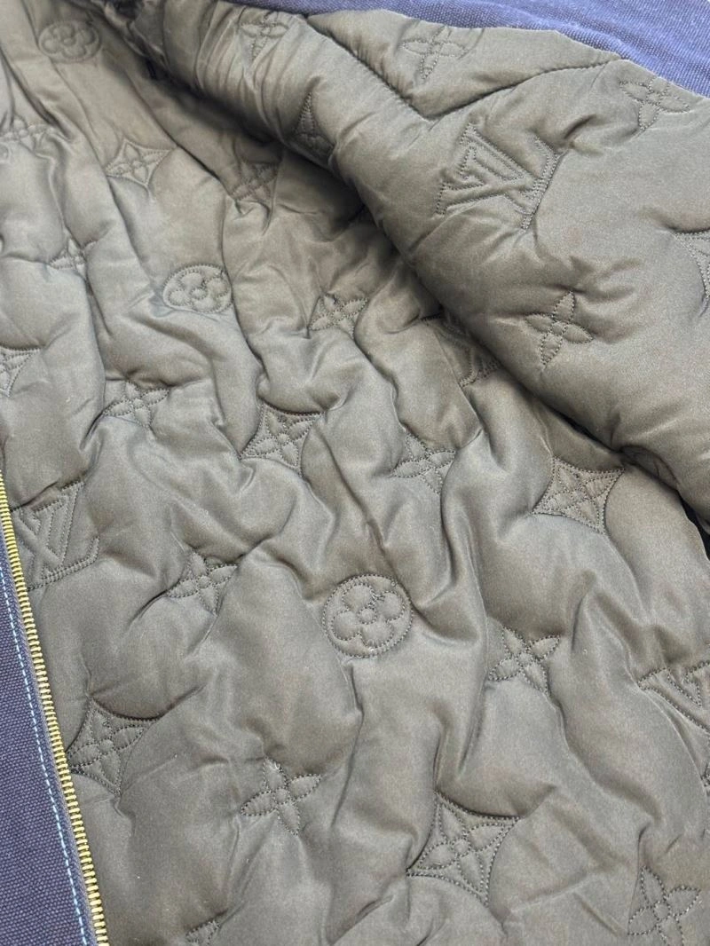 Soft Louis Vuitton Outwear 138625