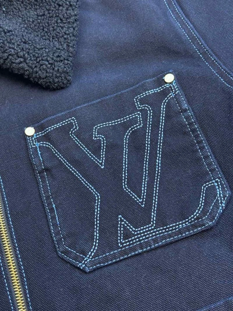 Soft Louis Vuitton Outwear 138625
